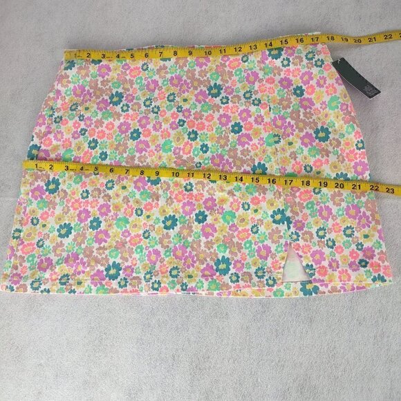 Wild Fable Neon Flower Stretchy Denim Like Material, Back Zip, Skirt Sz 16 (NWT) - Picture 8 of 11